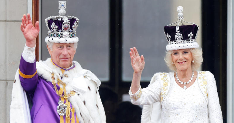 Assuming a leadership position, Princess Elizabeth during WWII, Serving in the military, Further examples, Commitment to their country, Doing charity work, Invictus Games, Making direct addresses, King George VI, 1939, Practicing diplomacy, Doing humanitarian work, King Charles III, Getting involved with philanthropy