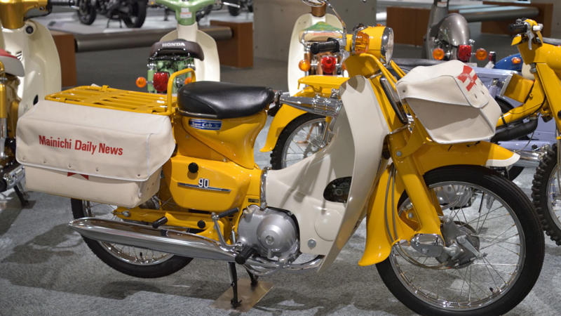 1. Honda Super Cub 1. Honda Super Cub, 2. Ducati 916, 3. Indian 101 Scout, 4. Brough Superior SS100, 5. Kawasaki Triple, 6. 1932 BMW R32, 7. Royal Enfield Bullet, 8. Confederate R131 Fighter, 9. Harley-Davidson Electra Glide Standard, 10. Harley-Davidson XR 750, 11. Triumph T120 Bonneville, 12. BMW R60/2, 13. FN Four, 14. 1938 Triumph Speed Twin, 15. Vincent Black Shadow, 16. Harley-Davidson WLA, 17. 1974 Ducati 750SS, 18. 1998 Yamaha YZF-R1, 19. Honda GL1100 Gold Wing Interstate, 20. 1940 Indian Chief