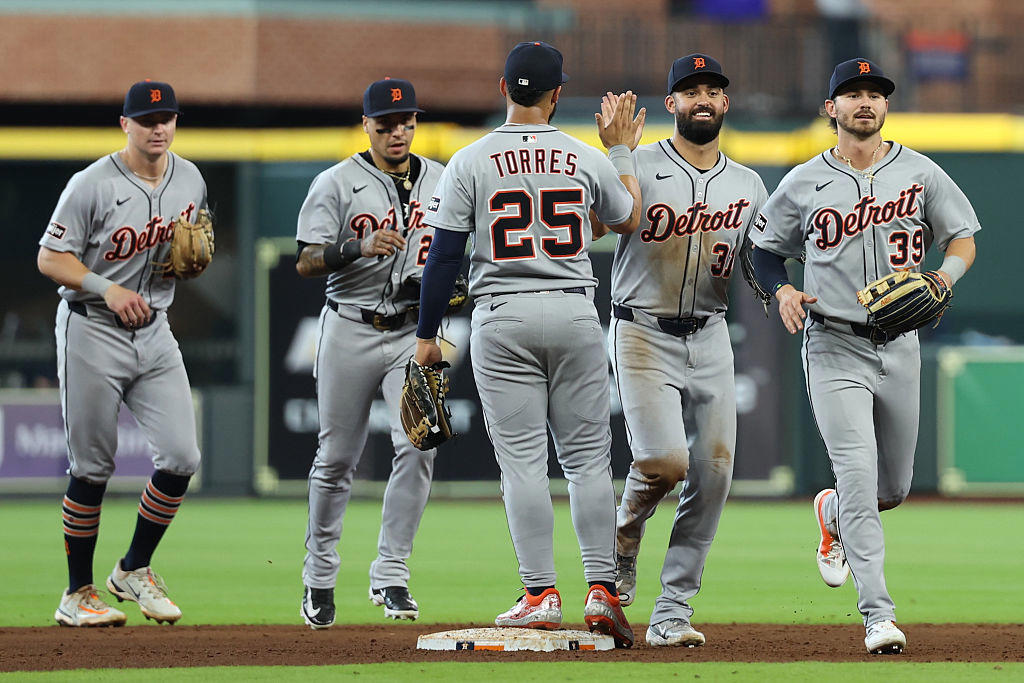 6. Cincinnati Reds: 279, 5. Atlanta Braves: 283, 4. Boston Red Sox: 318, 3. Los Angeles Dodgers: 327, 2. St. Louis Cardinals: 330, 1. New York Yankees: 448
