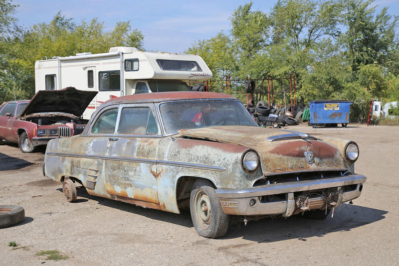 MERCURY CUSTOM - 1953 MERCURY CUSTOM - 1953, ALFA ROMEO GIULIETTA SPIDER, RENAULT ALLIANCE CONVERTIBLE, PONTIAC - 1934, TOYOTA COROLLA - SR5, OLDSMOBILE VISTA CRUISER - 1974, CHEVROLET SEDAN DELIVERY, OLDSMOBILE 88 - 1956, MORRIS MINOR, CHEVROLET BEL AIR - 1959, PLYMOUTH SPECIAL DELUXE - 1949, CHEVROLET EL CAMINO - 1975, PONTIAC BONNEVILLE CONVERTIBLE - 1964, PONTIAC CATALINA - 1968, CHEVROLET - 1964, DODGE WAYFARER - 1950, BUICK RIVIERA, CADILLAC ELDORADO - 1977, FORD THUNDERBIRD - 1996, CHEVROLET MASTER DELUXE - 1939, CHEVROLET 210 - 1956, DODGE - 1937, AMGENERAL JEEP DJ - 1975, BUICK SPECIAL - 1939, CHEVROLET VEGA KAMMBACK, FORD - 1956, DODGE RV - 1974, FORD GALAXIE - 1957, CHEVROLET IMPALA - 1961, NASH AMBASSADOR - 1939, FORD COURIER - 1955, CHRYSLER NEWPORT - 1966, FORD THUNDERBIRD - 1963, CHEVROLET CORVETTE - C4, FORD GALAXIE 500 - 1973, CHRYSLER WINDSOR - 1959, INTERNATIONAL SCOUT, FORD GALAXIE - 1959, OLDSMOBILE 88 - 1968, CHRYSLER LEBARON - 1979, THE YARD