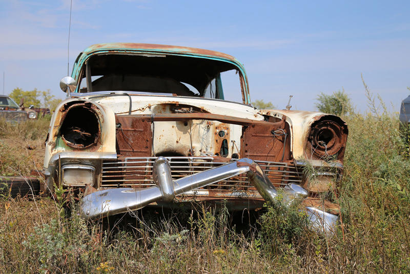 CHEVROLET 210 - 1956 MERCURY CUSTOM - 1953, ALFA ROMEO GIULIETTA SPIDER, RENAULT ALLIANCE CONVERTIBLE, PONTIAC - 1934, TOYOTA COROLLA - SR5, OLDSMOBILE VISTA CRUISER - 1974, CHEVROLET SEDAN DELIVERY, OLDSMOBILE 88 - 1956, MORRIS MINOR, CHEVROLET BEL AIR - 1959, PLYMOUTH SPECIAL DELUXE - 1949, CHEVROLET EL CAMINO - 1975, PONTIAC BONNEVILLE CONVERTIBLE - 1964, PONTIAC CATALINA - 1968, CHEVROLET - 1964, DODGE WAYFARER - 1950, BUICK RIVIERA, CADILLAC ELDORADO - 1977, FORD THUNDERBIRD - 1996, CHEVROLET MASTER DELUXE - 1939, CHEVROLET 210 - 1956, DODGE - 1937, AMGENERAL JEEP DJ - 1975, BUICK SPECIAL - 1939, CHEVROLET VEGA KAMMBACK, FORD - 1956, DODGE RV - 1974, FORD GALAXIE - 1957, CHEVROLET IMPALA - 1961, NASH AMBASSADOR - 1939, FORD COURIER - 1955, CHRYSLER NEWPORT - 1966, FORD THUNDERBIRD - 1963, CHEVROLET CORVETTE - C4, FORD GALAXIE 500 - 1973, CHRYSLER WINDSOR - 1959, INTERNATIONAL SCOUT, FORD GALAXIE - 1959, OLDSMOBILE 88 - 1968, CHRYSLER LEBARON - 1979, THE YARD