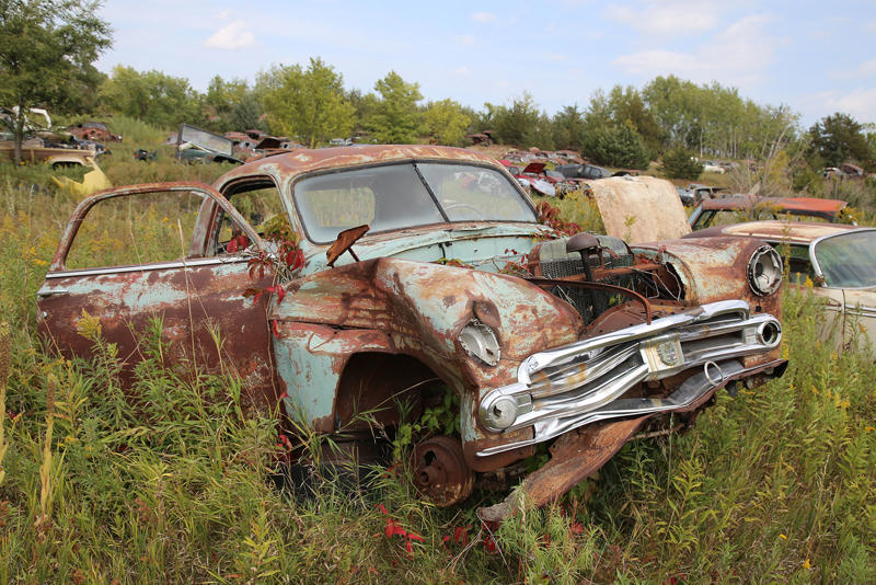 DODGE WAYFARER - 1950 MERCURY CUSTOM - 1953, ALFA ROMEO GIULIETTA SPIDER, RENAULT ALLIANCE CONVERTIBLE, PONTIAC - 1934, TOYOTA COROLLA - SR5, OLDSMOBILE VISTA CRUISER - 1974, CHEVROLET SEDAN DELIVERY, OLDSMOBILE 88 - 1956, MORRIS MINOR, CHEVROLET BEL AIR - 1959, PLYMOUTH SPECIAL DELUXE - 1949, CHEVROLET EL CAMINO - 1975, PONTIAC BONNEVILLE CONVERTIBLE - 1964, PONTIAC CATALINA - 1968, CHEVROLET - 1964, DODGE WAYFARER - 1950, BUICK RIVIERA, CADILLAC ELDORADO - 1977, FORD THUNDERBIRD - 1996, CHEVROLET MASTER DELUXE - 1939, CHEVROLET 210 - 1956, DODGE - 1937, AMGENERAL JEEP DJ - 1975, BUICK SPECIAL - 1939, CHEVROLET VEGA KAMMBACK, FORD - 1956, DODGE RV - 1974, FORD GALAXIE - 1957, CHEVROLET IMPALA - 1961, NASH AMBASSADOR - 1939, FORD COURIER - 1955, CHRYSLER NEWPORT - 1966, FORD THUNDERBIRD - 1963, CHEVROLET CORVETTE - C4, FORD GALAXIE 500 - 1973, CHRYSLER WINDSOR - 1959, INTERNATIONAL SCOUT, FORD GALAXIE - 1959, OLDSMOBILE 88 - 1968, CHRYSLER LEBARON - 1979, THE YARD