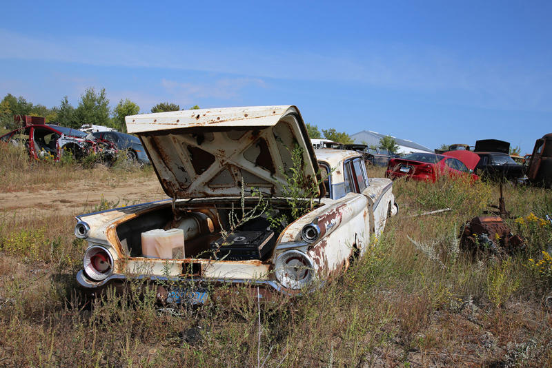 FORD GALAXIE - 1959 MERCURY CUSTOM - 1953, ALFA ROMEO GIULIETTA SPIDER, RENAULT ALLIANCE CONVERTIBLE, PONTIAC - 1934, TOYOTA COROLLA - SR5, OLDSMOBILE VISTA CRUISER - 1974, CHEVROLET SEDAN DELIVERY, OLDSMOBILE 88 - 1956, MORRIS MINOR, CHEVROLET BEL AIR - 1959, PLYMOUTH SPECIAL DELUXE - 1949, CHEVROLET EL CAMINO - 1975, PONTIAC BONNEVILLE CONVERTIBLE - 1964, PONTIAC CATALINA - 1968, CHEVROLET - 1964, DODGE WAYFARER - 1950, BUICK RIVIERA, CADILLAC ELDORADO - 1977, FORD THUNDERBIRD - 1996, CHEVROLET MASTER DELUXE - 1939, CHEVROLET 210 - 1956, DODGE - 1937, AMGENERAL JEEP DJ - 1975, BUICK SPECIAL - 1939, CHEVROLET VEGA KAMMBACK, FORD - 1956, DODGE RV - 1974, FORD GALAXIE - 1957, CHEVROLET IMPALA - 1961, NASH AMBASSADOR - 1939, FORD COURIER - 1955, CHRYSLER NEWPORT - 1966, FORD THUNDERBIRD - 1963, CHEVROLET CORVETTE - C4, FORD GALAXIE 500 - 1973, CHRYSLER WINDSOR - 1959, INTERNATIONAL SCOUT, FORD GALAXIE - 1959, OLDSMOBILE 88 - 1968, CHRYSLER LEBARON - 1979, THE YARD