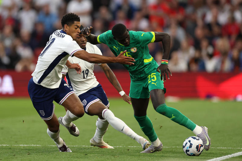 Transfer news, rumours and latest done deals, Arsenal 'in process of completing' move for Gyokeres, Joao Palhinha wanted by Man Utd and Spurs, Bayern Munich want Malo Gusto, Aston Villa close in on new goalkeeper, Noni Madueke to complete Arsenal move, West Ham agree deal for Slavia Prague left-back, Gyokeres targets Premier League move for 'revenge' as Arsenal move stalls, Ollie Watkins to Man United?, Garnacho rejects Saudi move, Man Utd optimistic of reaching Mbeumo deal, PSG ready to sell trio after Club World Cup final, Alexander Isak's next club?, Three Premier League clubs want Ekitike, Chelsea set Nicolas Jackson price tag amid Serie A interest, Forest seek legal advice over Spurs' Gibbs-White approach, Chelsea eye shock move for Donnarumma, Madueke to Arsenal imminent, Jordan Henderson set for shock return to Premier League, Viktor Gyokeres tipped to fire goals in Premier League, Sporting discipline Viktor Gyokeres and warn Arsenal over transfer games