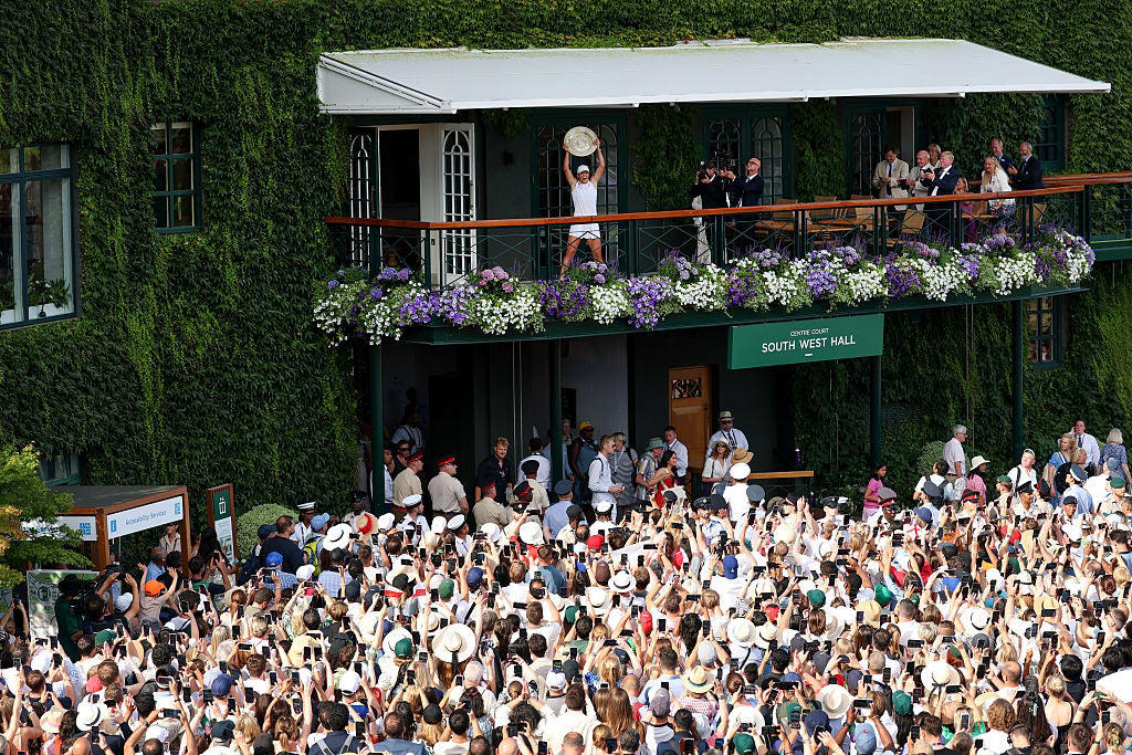 Wimbledon 2025: Women's singles final - Swiatek vs Anisimova, Iga Swiatek celebrates, Swiatek makes history, Swiatek celebrates with the trophy, Tale of the tape, Iga Swiatek is the Wimbledon champion, Iga Swiatek is the Wimbledon champion, Iga Swiatek: 'I didn't even dream of this', Anisimova speaks, Trophy presentation, Anisimova returns to court, Iga Swiatek wins maiden Wimbledon title, Iga Swiatek is the Wimbledon champion!, Iga Swiatek is the Wimbledon champion!, Swiatek serves for the championship, Swiatek serves for the championship, Swiatek serves for the championship, Swiatek breaks again, Swiatek holds, Deuce on Swiatek serve, Swiatek goes double break up, Deuce on Anisimova serve, Swiatek holds, Swiatek breaks immediately at start of second set, Swiatek seals first set in double-quick time, Anisimova cumbling on Centre Court, Swiatek escapes trouble to hold, Swiatek breaks again, Swiatek backs up the break with a service hold, Swiatek breaks immediately against nervous Anisimova, Wimbledon final – Anisimova v Swiatek, Wimbledon final – Anisimova v Swiatek, Elsewhere at Wimbledon today, Royalty in the box, Centre Court filling up for Anisimova v Swiatek, Princess of Wales introduced to wheelchair singles champion before women's final, Anisimova hopes to inspire with her comeback story, Princess of Wales arrives to attend the women's singles final, Preview: The key battle at the heart of Wimbledon final, Cash and Glasspool revel in Wimbledon triumph, Pel and Hijikata salute 'crazy ride', Summary: Cash and Glasspool make British tennis history, Cash and Glasspool clinch Wimbledon doubles title, Cash and Glasspool clinch Wimbledon doubles title, Cash and Glasspool clinch Wimbledon doubles title, Men's doubles final in second-set tie-break, Boys doubles final on Court One, British duo level in second set of men's doubles final, Hewett and Reid beaten in wheelchair doubles final, British pair lead men's doubles final, Hewett and Reid edge towards second set, Cash and Glasspool make fast start on Centre, Hewett and Reid lose first set, Cash and Glasspool can make history, Order of play, Anisimova can become third American major champion of 2025, Swiatek closing in on hardest piece of career grand slam, Swiatek closing in on hardest piece of career grand slam, Swiatek closing in on hardest piece of career grand slam, Amanda Anisimova profile: The prodigy who quit tennis, Amanda Anisimova profile: The prodigy who quit tennis, Amanda Anisimova profile: The prodigy who quit tennis, Amanda Anisimova profile: The prodigy who quit tennis, Amanda Anisimova ready to face ‘inspiration’ Iga Swiatek in Wimbledon final, Sinner on facing Alcaraz tomorrow, Grigor Dimitrov provides injury update from hospital after Wimbledon heartbreak, Sinner overcomes injured Djokovic to book Alcaraz rematch in men's singles final, Day 13 order of play - Saturday 12 July