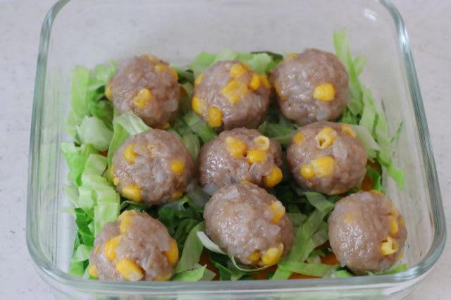 レンジ1回加熱で2品！「レンジでコーン焼売」「野菜の海苔ナムル」2品弁当, レンジでコーン焼売, 野菜の海苔ナムル, 2品弁当の詰め方プロセス, 「心が楽になる2品弁当」のルール