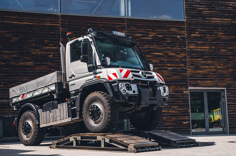 Everybody loves a Unimog., Boehringer Unimog U6 Prototype, Unimog 70200/2010, Unimog U411, Unimog 2010 – Swiss Army, Unimog U416a, Unimog U5023, MB-Trac 1800 Intercooler, Unimog Chassis Cutaway, Unimog U402 – Klosters Fire Department, Brabus Unimog U500, Unimog U1650 Railroad Truck, Mini Unimogs, Unimog - Transformers, Unimog U406, Unimog UGE U530, Unimog U1300 L, Unimog U401, MB-Trac 700, Unimog U425, Unimog U404, Mercedes Zetros, Unimog UHE