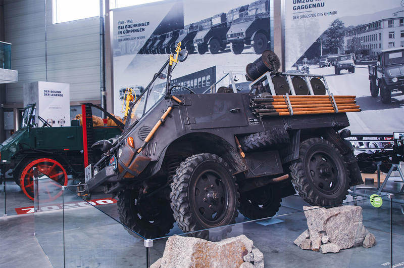 Everybody loves a Unimog., Boehringer Unimog U6 Prototype, Unimog 70200/2010, Unimog U411, Unimog 2010 – Swiss Army, Unimog U416a, Unimog U5023, MB-Trac 1800 Intercooler, Unimog Chassis Cutaway, Unimog U402 – Klosters Fire Department, Brabus Unimog U500, Unimog U1650 Railroad Truck, Mini Unimogs, Unimog - Transformers, Unimog U406, Unimog UGE U530, Unimog U1300 L, Unimog U401, MB-Trac 700, Unimog U425, Unimog U404, Mercedes Zetros, Unimog UHE