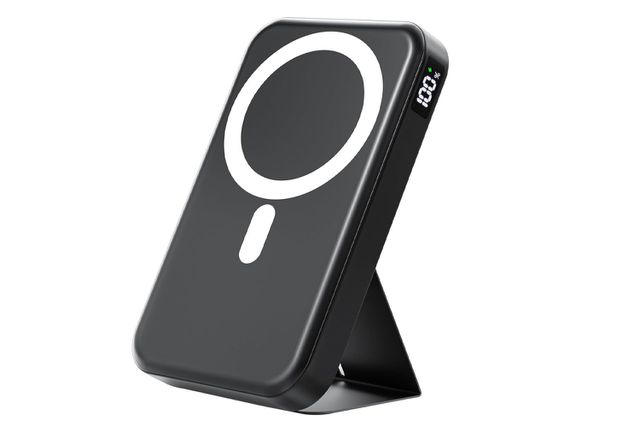 Iniu 10,000mAh Portable Charger, Anker 10,000mAh Portable Charger, Gxorul 10,000mAh Magnetic Portable Charger, Iniu 27,000mAh Portable Laptop Charger, Veektomx 10,000mAh Mini Power Bank, Anker PowerCore 10,000mAh Power Bank, Blavor 10,000mAh Solar Power Bank, Anker 622 5,000mAh Magnetic Portable Charger