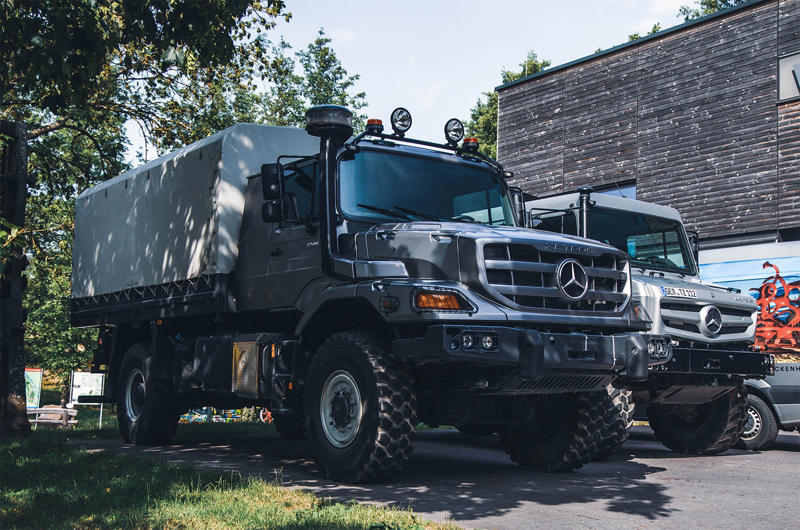 Everybody loves a Unimog., Boehringer Unimog U6 Prototype, Unimog 70200/2010, Unimog U411, Unimog 2010 – Swiss Army, Unimog U416a, Unimog U5023, MB-Trac 1800 Intercooler, Unimog Chassis Cutaway, Unimog U402 – Klosters Fire Department, Brabus Unimog U500, Unimog U1650 Railroad Truck, Mini Unimogs, Unimog - Transformers, Unimog U406, Unimog UGE U530, Unimog U1300 L, Unimog U401, MB-Trac 700, Unimog U425, Unimog U404, Mercedes Zetros, Unimog UHE