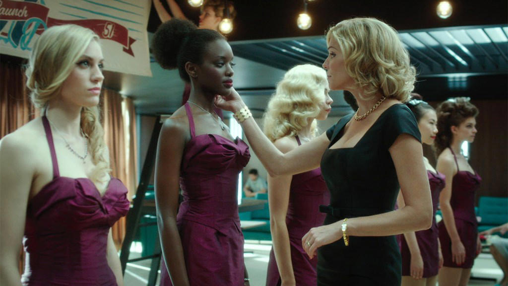 Amazon Prime fans beat the heat and binge ‘best sci-fi series in years’