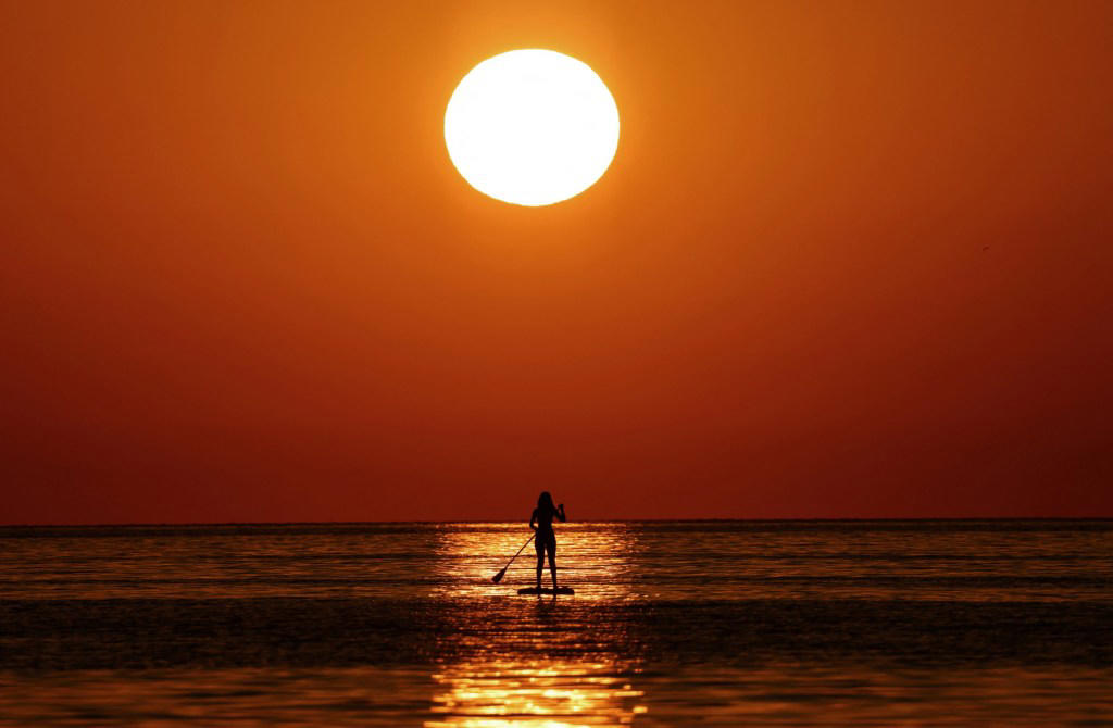 Scorching 40°C temperatures ‘will soon become the new normal for the UK’