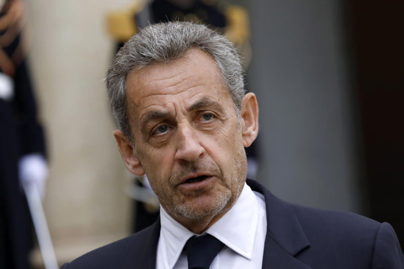 Nicolas Sarkozy Martha Stewart, Roman Polanski, Lindsay Lohan, Nicolas Sarkozy, Tracy Morgan, Michelle Rodriguez, Jair Bolsonaro, Phil Rudd, Nicole Richie, 6ix9ine (Tekashi 69), Andy Dick