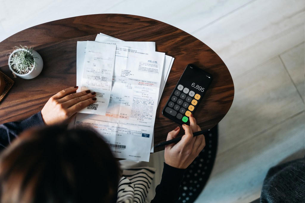 2. Avoiding budgeting and hoping for the best 1. Overspending to keep up appearances, 2. Avoiding budgeting and hoping for the best, 3. Treating credit as extra income, 4. Not talking about money, even when struggling, 5. Leaving financial planning for 'future you'
