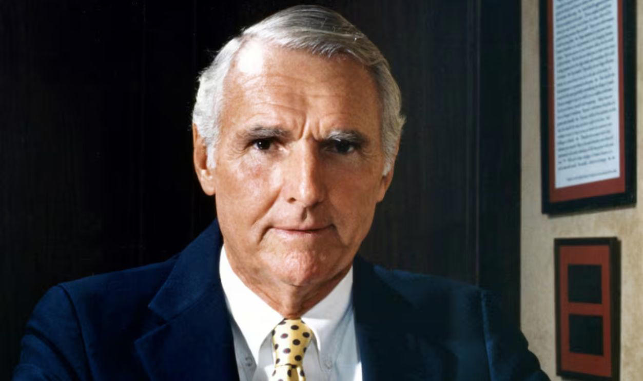 The Wealth Circles Of American Dynasties 25. The Kohler Family (.2 B), 24. The Brown Family (.5 B), 23. The Dorrance Family ( B), 22. The Du Pont Family (.1 B), 21. The Ziff Family (.5 B), 15. The Busch Family ( B), 14. The Hearst Family (.4 B), 11. The Lauder Family (.9 B), 10. The Cox Family (.8 B), 9. The Duncan Family ( B), 8. The Cathy Family (.6 B), 7. The S C Johnson Family (.5 B), 6. The Pritzker Family (.6 B), 5. The Edward Johnson Family (.8 B), 4. The Cargill–MacMillan Family (.6 B), 3. The Koch Family (6 B), 2. The Mars Family (7 B)