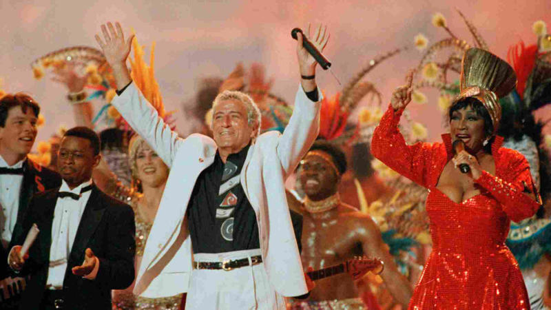 1995 – Indiana Jones-themed Halftime by Disney 2004 – Janet Jackson & Justin Timberlake, 2006 – The Rolling Stones, 1991 – New Kids on the Block, 2014 – Bruno Mars & Red Hot Chili Peppers, 1993 – Michael Jackson, 2019 – Maroon 5, Travis Scott, Big Boi, 2009 – Bruce Springsteen, 1997 – Blues Brothers with Dan Aykroyd, 2011 – Black Eyed Peas, Usher, Slash, 2007 – Prince, 1995 – Indiana Jones-themed Halftime by Disney, 1990 – “Salute to New Orleans”, 2016 – Coldplay, Beyoncé, Bruno Mars, 2021 – The Weeknd, 2000 – Phil Collins, Christina Aguilera (Disney), 1996 – Diana Ross, 2003 – Shania Twain, No Doubt, Sting, 2023 – Rihanna, 1989 – “BeBop Bamboozled” with Elvis Presto, 2025 – Kendrick Lamar