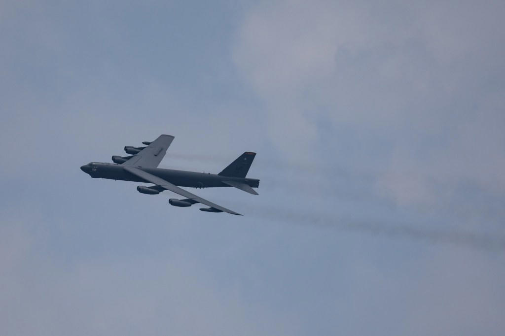 Passenger plane forced to swerve in mid-air to avoid crashing into a B-52 bomber