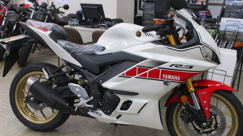 5. Yamaha YZF-R3 1. 2004 Yamaha FZ6, 2. 1998 Yamaha YZF-R1, 4. 2021 Yamaha MT-09, 5. Yamaha Road Star (Early 2000s), 6. 2007 Yamaha V Star 1100, 7. 2000 Yamaha V Star 650, 8. Yamaha Super Tenere 1200, 9. Early Yamaha FZ6 Models (2004–2006), 10. 2017 Yamaha YZF-R1, 1. Yamaha YZF-R1 (2015–Present), 2. Yamaha MT-09, 3. Yamaha YZF-R6, 4. Yamaha MT-10, 5. Yamaha YZF-R3, 6. Yamaha Tracer 9, 7. Yamaha FZR750R OW01, 8. Yamaha XV750 Virago, 9. Yamaha XSR900, 10. Yamaha XT500