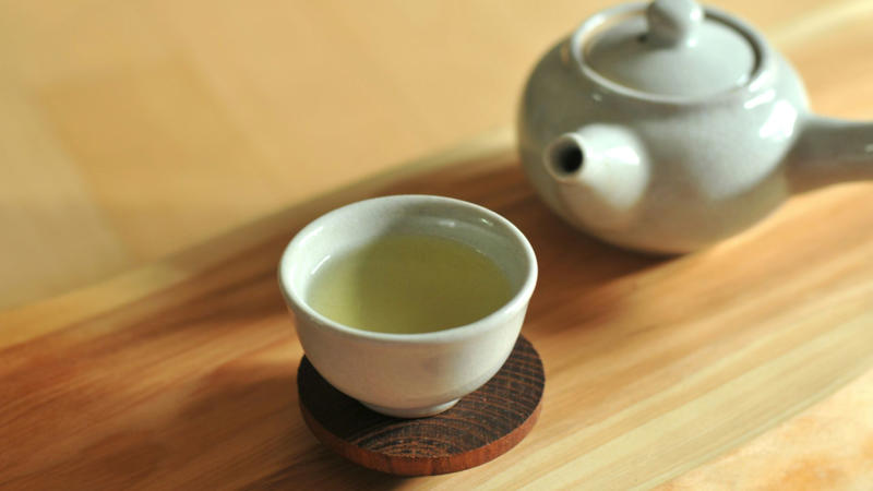 5. Green Tea Reduces Acne Flare-Ups 1. Sweet Potatoes Reduce Inflammation, 2. Sunflower Seeds Support Collagen Production, 3. Red Grapes Defend Against UV Damage, 4. Bell Peppers Brighten Complexion, 5. Green Tea Reduces Acne Flare-Ups, 6. Avocados Improve Skin Elasticity, 7. Walnuts Provide Essential Skin Nutrients, 8. Tomatoes Shield Skin From The Sun, 9. Fatty Fish Fight Skin Aging, 10. Broccoli Boosts Skin Immunity, 11. Oranges Enhance Skin Radiance, 12. Carrots Help Prevent Acne, 13. Turmeric Clears Skin Inflammation, 14. Kiwi Repairs Damaged Skin, 15. Blueberries Protect Against Premature Aging, 16. Dark Chocolate Hydrates Skin, 17. Mushrooms Improve Skin Tone, 18. Cucumber Soothes Irritated Skin, 19. Almonds Protect Against UV Damage, 20. Watermelon Helps With Hydration