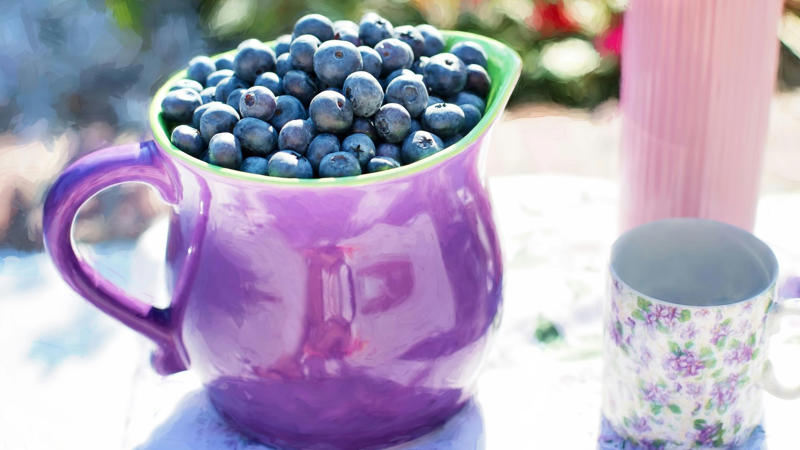 15. Blueberries Protect Against Premature Aging 1. Sweet Potatoes Reduce Inflammation, 2. Sunflower Seeds Support Collagen Production, 3. Red Grapes Defend Against UV Damage, 4. Bell Peppers Brighten Complexion, 5. Green Tea Reduces Acne Flare-Ups, 6. Avocados Improve Skin Elasticity, 7. Walnuts Provide Essential Skin Nutrients, 8. Tomatoes Shield Skin From The Sun, 9. Fatty Fish Fight Skin Aging, 10. Broccoli Boosts Skin Immunity, 11. Oranges Enhance Skin Radiance, 12. Carrots Help Prevent Acne, 13. Turmeric Clears Skin Inflammation, 14. Kiwi Repairs Damaged Skin, 15. Blueberries Protect Against Premature Aging, 16. Dark Chocolate Hydrates Skin, 17. Mushrooms Improve Skin Tone, 18. Cucumber Soothes Irritated Skin, 19. Almonds Protect Against UV Damage, 20. Watermelon Helps With Hydration