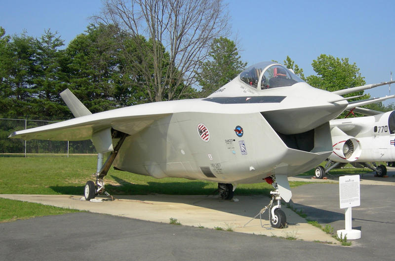 8: Boeing X-32 10: Fairchild Republic A-10 Thunderbolt II, 9: Burnelli UB-14, 8: Boeing X-32, 7: British Aerospace Nimrod AEW. 3, 6: Aviation Traders ATL-98 Carvair, 5: Airbus BelugaST, 4: Transavia PL-12 Airtruk, 3: Stipa-Caproni, 2: McDonnell XF-85 Goblin, 1: PZL M-15 Belphegor