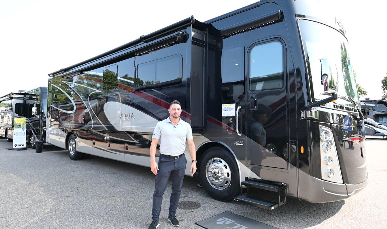 Thor Aria Hitting the Road With Your Best Friend, Winnebago Forza, Tiffin Allegro RED, Newmar Ventana, Entegra Aspire, Thor Palazzo, Jayco Seneca, Winnebago Adventurer, Forest River Georgetown GT5, Newmar Dutch Star, Fleetwood Bounder, Airstream Classic, Coachmen Mirada, Thor Aria, Winnebago Minnie Winnie, Holiday Rambler Vacationer, Newmar Bay Star, Coachmen Leprechaun, Tiffin Wayfarer, Leisure Travel Vans Wonder