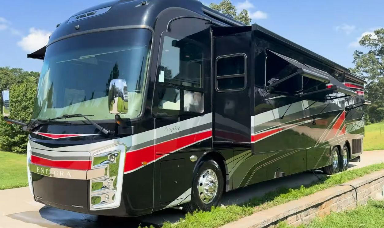 Entegra Aspire Hitting the Road With Your Best Friend, Winnebago Forza, Tiffin Allegro RED, Newmar Ventana, Entegra Aspire, Thor Palazzo, Jayco Seneca, Winnebago Adventurer, Forest River Georgetown GT5, Newmar Dutch Star, Fleetwood Bounder, Airstream Classic, Coachmen Mirada, Thor Aria, Winnebago Minnie Winnie, Holiday Rambler Vacationer, Newmar Bay Star, Coachmen Leprechaun, Tiffin Wayfarer, Leisure Travel Vans Wonder