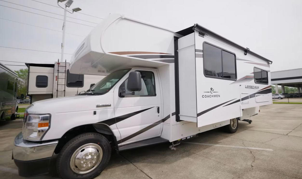Coachmen Leprechaun Hitting the Road With Your Best Friend, Winnebago Forza, Tiffin Allegro RED, Newmar Ventana, Entegra Aspire, Thor Palazzo, Jayco Seneca, Winnebago Adventurer, Forest River Georgetown GT5, Newmar Dutch Star, Fleetwood Bounder, Airstream Classic, Coachmen Mirada, Thor Aria, Winnebago Minnie Winnie, Holiday Rambler Vacationer, Newmar Bay Star, Coachmen Leprechaun, Tiffin Wayfarer, Leisure Travel Vans Wonder