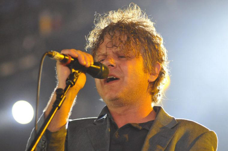 Please Please, Please Let Me Get What I Want – Gavin Clark, Make You Feel My Love – Adele, Hurt – Johnny Cash, Valerie – Amy Winehouse, I Will Always Love You – Whitney Houston, Go West – The Pet Shop Boys, Torn – Natalie Imbruglia, Nothing Compares 2 U – Sinéad O’Connor, Red Red Wine – UB40, Emotion – Destiny’s Child, Fell In Love With A Boy – Joss Stone, At Last – Etta James, “Fields of Gold” – Eva Cassidy, Lilac Wine – Miley Cyrus, All Along The Watchtower – Jimi Hendrix, Tainted Love – Soft Cell, Song to the Siren – This Mortal Coil, Smells Like Teen Spirit – Tori Amos, Running Up That Hill – Chromatics, Hallelujah – Jeff Buckley