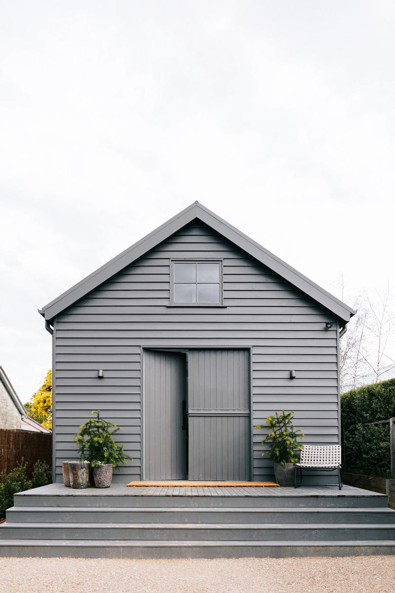 What are some of the key design elements of barn houses?, 23 modern barn-style houses with design ideas to inspire,      A barn house with waterfront views    ,      The Little Red Barn   ,      Port Farm   ,      A shed conversion in the Scenic Rim    ,      Black &amp; Bright alpine stay   ,      An 1880s red farmhouse   ,      An eco-friendly family home   ,      The Barn at Rangeview   ,      The classic barn-style house   ,      The Highlands Black Barn   ,      A barn-style new build   ,      Two barns on a biodynamic farm   ,      A barn conversion   ,      The Sir George   ,      Monochromatic barn house   ,      A barn-style home in the Wolgan Valley   ,      A European-inspired brick barn   ,      Modern barn home   ,      Barn-style beach house   ,      A cosy country farmhouse   ,      A country retreat with alpine style    ,      An interior designer’s highlands weekender   ,      A Queensland pool house   , What is the difference between a barndo and a barn-style house?, What is the difference between a barn house and a farmhouse?, Are barn-style houses cheap to build?