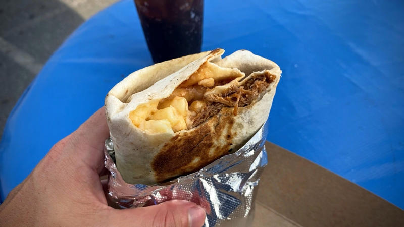 Ostrich smashburger, Chick-N-Que, Gators and taters, Chester's Gators &amp; Taters, Pizza on a stick, Spaghetti Eddie's, Pulled pork and mac and cheese burrito, Low N Slow Catering, Cinnamon roll, Demetri's, Frozen banana, Goertze's, Orange and vanilla dole whip, Tropical Delights
