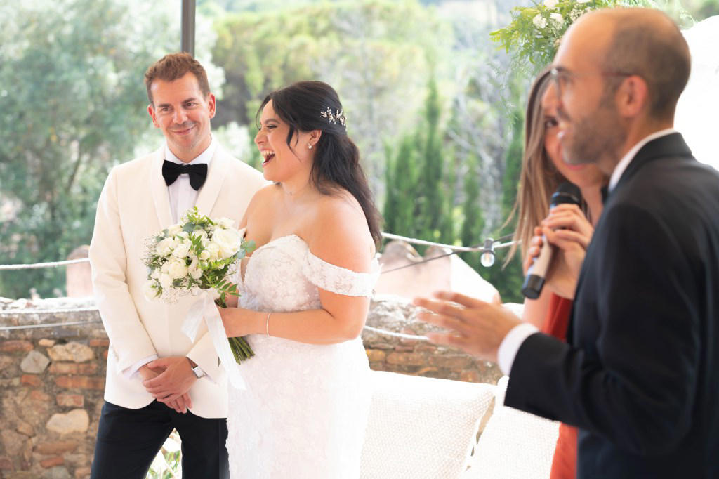 5. Interrupting the speeches 1. Showing up late, 2. Bringing a plus one without asking, 2. Wearing the same colour as the bridal party, 3. Disrespecting religious rituals, 4. Causing a distraction, 5. Interrupting the speeches, 7. Not buying a present, 8. Being the person who complains