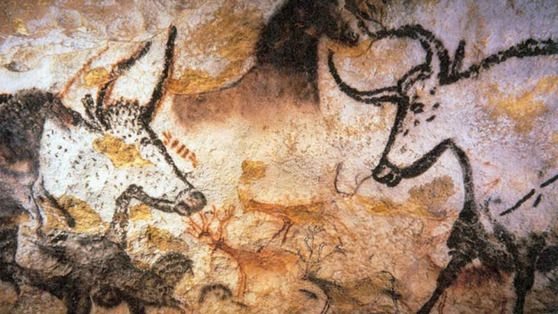 4. Lascaux’s Great Hall Of The Bulls 1. Kapova Cave Bison, 2. El Castillo’s Red D iscs, 3. Sulawesi Pig, 4. Lascaux’s Great Hall Of The Bulls, 5. Bhimbetka Dancing Figures, 6. Altamira Bison Herd, 7. Tassili n’Ajjer Martians, 8. Magura Cave’s Solar Calendar, 9. Laas Geel Cattle Paintings, 10. Cueva De Las Manos, 11. Apollo 11 Cave Stones, 12. Tadrart Acacus Giraffes, 13. Fumane Cave Red Dot, 14. La Pasiega Quadrangular Symbols, 15. Pech Merle Spotted Horses, 16. Nawarla Gabarnmang Charcoal Figures, 17. Nerja Cave Seals, 18. Cosquer Cave Horses, 19. Chauvet Cave Lions, 20. Serra Da Capivara Human Scenes