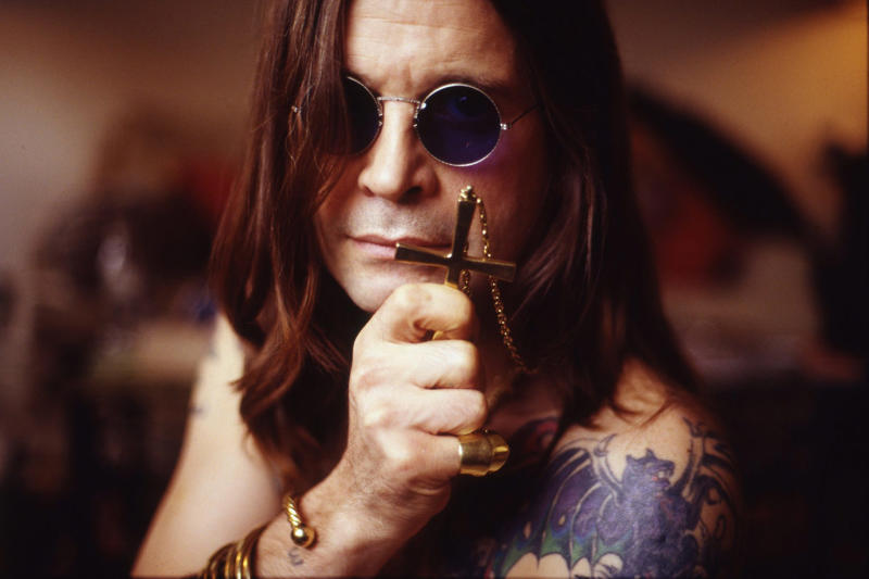 'Anything Ozzy did was going to be funny' Ozzy Osbourne's death, Years of battling health problems, Parkinson's, He described the illness as "h*ll", Not everything was due to Parkinson's, Injury caused by an ATV accident, Little by little he became immobile, “I carried on working with it", Metal rods in his spine, In 2019, "everything came undone", Four operations between 2019 and 2023, "I can't do it anymore", He gave one last show, "You've got no idea how I feel", His last Instagram post