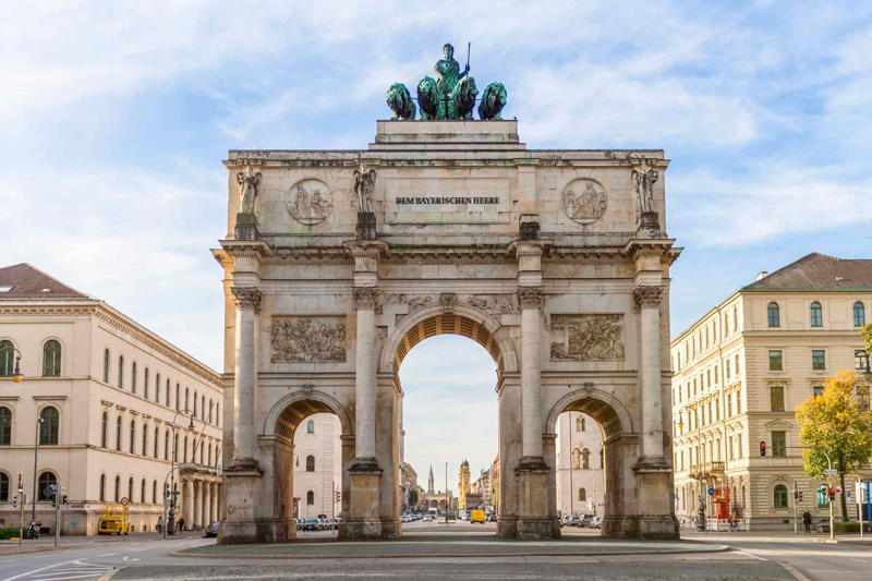 Best Hotels, Best Shopping, Best Nightlife, Best Restaurants, Things to Do, Neighborhoods, Best Time to Visit, How to Get There, How to Get Around