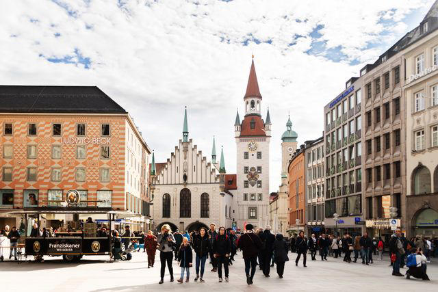 Best Hotels, Best Shopping, Best Nightlife, Best Restaurants, Things to Do, Neighborhoods, Best Time to Visit, How to Get There, How to Get Around