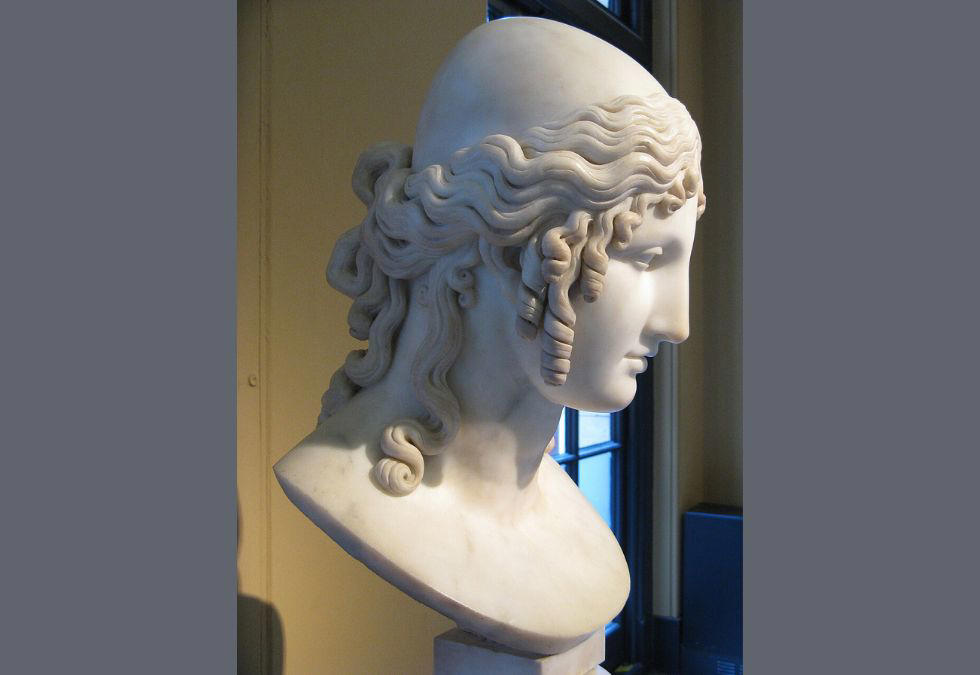 4. Helen of Troy 1. King Arthur, 2. Robin Hood, 3. Jesus of Nazareth, 4. Helen of Troy, 5. Hercules, 6. Buddha (Siddhartha Gautama), 7. Dracula (Vlad the Impaler), 8. Mulan, 9. Odysseus, 10. Socrates, 11. Gilgamesh, 12. St. Nicholas (Santa Claus), 13. Ragnar Lothbrok, 14. Confucius, 15. Joan of Arc, 16. King Solomon, 17. Achilles, 18. Attila the Hun, 19. Pythagoras, 20. William Tell, 21. Zoroaster, 22. King Priam of Troy
