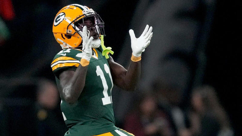 Quarterbacks (2), Running Backs (3), Wide Receivers (6), Tight Ends (3), Offensive Line (10), Defensive End (6), Defensive Tackles (5), Linebackers (5), Cornerback (5), Safeties (5), Specialists (3), More Green Bay Packers News from Wisconsin Sports Heroics
