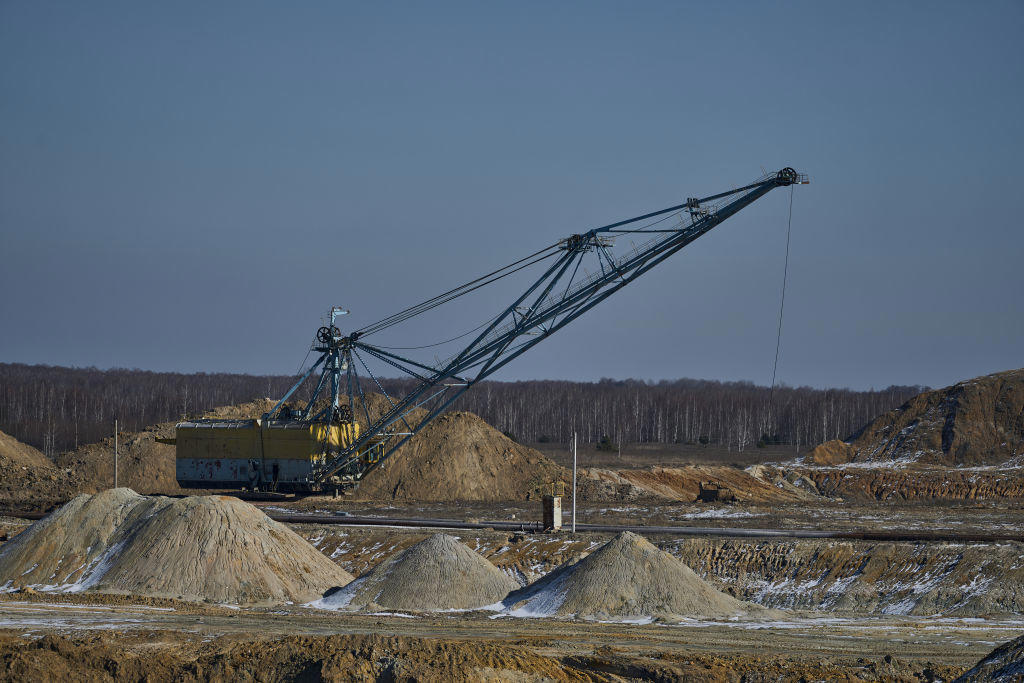 China's dominance in the sector Apple invests 0 million in "rare earths", A recycling line, Rare minerals supply in the United States, China's dominance in the sector, Essential components, Pressure from the Trump administration, The threat of tariffs, Lack of skilled labor, Recycled materials at Apple