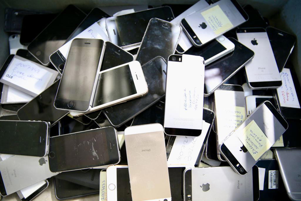 Apple invests 0 million in "rare earths", A recycling line, Rare minerals supply in the United States, China's dominance in the sector, Essential components, Pressure from the Trump administration, The threat of tariffs, Lack of skilled labor, Recycled materials at Apple