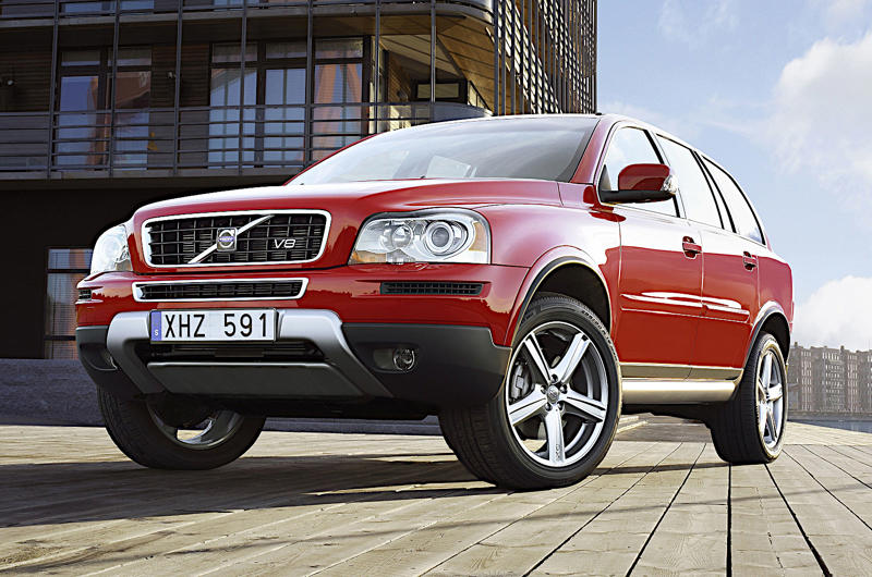 Volvo: 4.4 litres Citroen: 3.0 litres, Subaru: 3.6 litres, Acura: 3.7 litres, Honda: 3.9 litres, Volvo: 4.4 litres, Lancia: 4.9 litres, Land Rover: 5.0 litres, Infiniti: 5.6 litres, Nissan: 5.6 litres, Lexus: 5.7 litres, Toyota: 5.7 litres, Porsche: 5.7 litres, Opel: 6.0 litres, Jaguar: 6.0 litres, Maserati: 6.0 litres, Saab: 6.0 litres, Volkswagen: 6.0 litres, McLaren: 6.1 litres, Vauxhall: 6.2 litres, Alfa Romeo: 6.3 litres, Audi: 6.3 litres, Ferrari: 6.5 litres, Lamborghini: 6.5 litres, AMC: 6.6 litres, Hummer: 6.6 litres, BMW: 6.75 litres, Fiat: 6.8 litres, Aston Martin: 7.3 litres, Buick: 7.5 litres, Ford: 7.5 litres, Oldsmobile: 7.5 litres, Pontiac: 7.5 litres, Lincoln: 7.6 litres, Mercedes-Benz: 7.7 litres, Rolls-Royce: 7.7 litres, Bentley: 8.0 litres, Chevrolet: 8.1 litres, Cadillac: 8.2 litres, Chrysler/Dodge: 8.4 litres, Renault: 9.1 litres, Peugeot: 11.1 litres, Bugatti: 12.8 litres