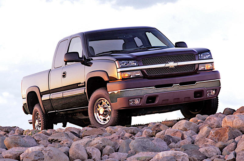 Chevrolet: 8.1 litres Citroen: 3.0 litres, Subaru: 3.6 litres, Acura: 3.7 litres, Honda: 3.9 litres, Volvo: 4.4 litres, Lancia: 4.9 litres, Land Rover: 5.0 litres, Infiniti: 5.6 litres, Nissan: 5.6 litres, Lexus: 5.7 litres, Toyota: 5.7 litres, Porsche: 5.7 litres, Opel: 6.0 litres, Jaguar: 6.0 litres, Maserati: 6.0 litres, Saab: 6.0 litres, Volkswagen: 6.0 litres, McLaren: 6.1 litres, Vauxhall: 6.2 litres, Alfa Romeo: 6.3 litres, Audi: 6.3 litres, Ferrari: 6.5 litres, Lamborghini: 6.5 litres, AMC: 6.6 litres, Hummer: 6.6 litres, BMW: 6.75 litres, Fiat: 6.8 litres, Aston Martin: 7.3 litres, Buick: 7.5 litres, Ford: 7.5 litres, Oldsmobile: 7.5 litres, Pontiac: 7.5 litres, Lincoln: 7.6 litres, Mercedes-Benz: 7.7 litres, Rolls-Royce: 7.7 litres, Bentley: 8.0 litres, Chevrolet: 8.1 litres, Cadillac: 8.2 litres, Chrysler/Dodge: 8.4 litres, Renault: 9.1 litres, Peugeot: 11.1 litres, Bugatti: 12.8 litres