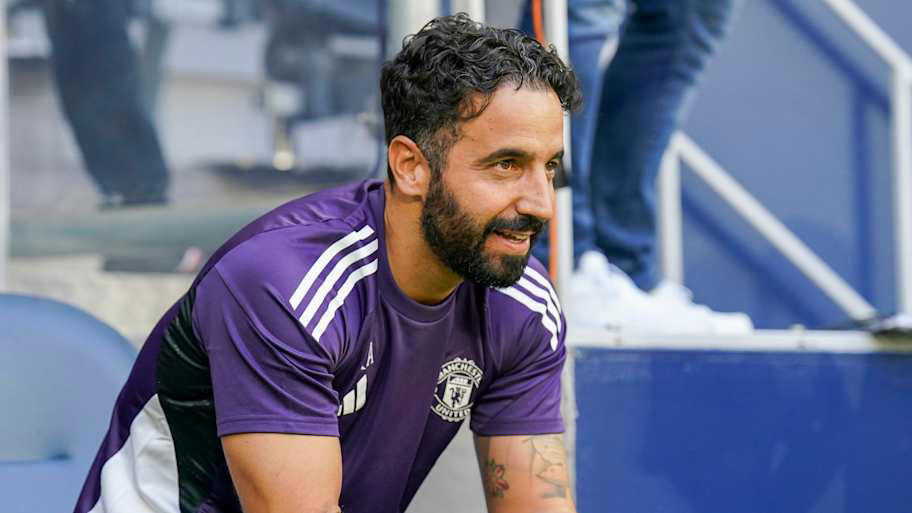 Ruben Amorim, Matheus Cunha, Bruno Fernandes, Yoane Wissa, Keith Andrews, Amad Diallo, READ THE LATEST MAN UTD NEWS, TRANSFER RUMORS AND MORE