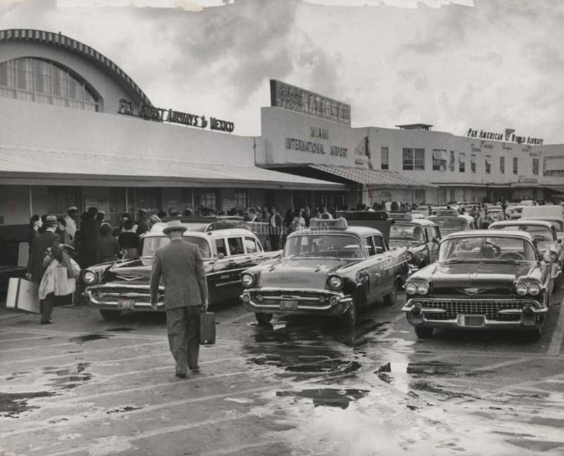 9. The Miami International Airport, 1958 1. Fans watching the new 1958 Los Angeles Dodgers, 2. A 1958 Chevrolet Imapala, 3. A solid Saturday afternoon matinee by the looks of it, circa 1958, 4. A couple young ladies waiting around in the benches, dressed their best, 1958, 5. Someone's family on a road trip, Kodachrome, 1958, 6. Scotch & Pretzels, 1958, 7. A proud owner of a new 1958 Oldsmobile, 8. A diner somewhere in America, 1958, 9. The Miami International Airport, 1958, 10. The front seat of a 1958 Buick, 11. Party at grandma's house, 1958, 12. Sellers of bread, Athens, Greece, 1958, 13. 1958, Oswego, New York, 14. A wonderful snapshot of the San Francisco street scene, 1958, 15. Pele, Sweden, 1958, 16. Canal Street, New Orleans, Louisiana, 1958, 17. Knott's Berry Farm, late 1950s, 18. A quick stop for breakfast for a long ole drive around, late 1950s, 19. Niagara Falls, 1958, 20. Dearborn, Michigan, Fire Department, 21. Kids playing ball in the street, 1958, 22. Christmastime in downtown Marion, Indiana, 1958, 23. A rainy day in Downtown, Indianapolis, Indiana, 24. Rochester, New York, 1958, 25. The Brussels International Airport, 1958, 26. People at the popular holiday resort of Capri, Italy, 1958, 27. A frosty day in February, 1958, 28. Listening to music in art class back in 1957, 29. Open-air schools in Netherlands in 1957, 30. Bill showing off his model aircraft collection in the late 1950s, 31. A high school football game in 1957, 32. Hanging out with a new car in a new subdivision, late 1950s, 33. A couple kids dreaming after grabbing a couple new toys in the late 1950s, 34. Getting dropped for naval flight training in 1957