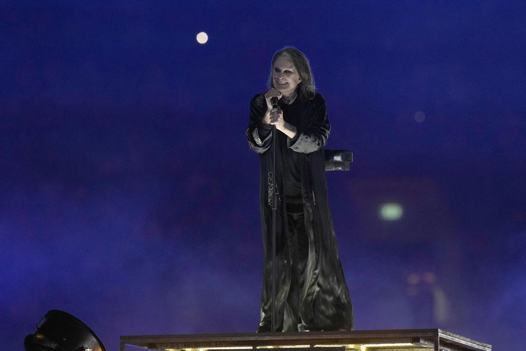 The Big Bang of heavy metal, Outlandish exploits and a classic look, The beginnings of Black Sabbath, Courting controversy — and wholesomeness
