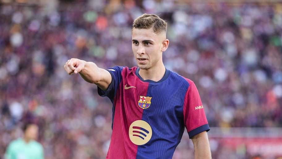 25. Dejan Kulusevski, 24. Alex Baena, 23. Bernardo Silva, 22. Pedro Goncalves, 21. Paulo Dybala, 20. Justin Kluivert, 19. Fermin Lopez, 18. Kevin De Bruyne, 17. Charles De Ketelaere, 16. Phil Foden, 15. Morgan Rogers, 14. Oihan Sancet, 13. Eberechi Eze, 12. Isco, 11. Morgan Gibbs-White, 10. Dominik Szoboszlai, 9. Rayan Cherki, 8. Xavi Simons, 7. Martin Odegaard, 6. Dani Olmo, 5. Bruno Fernandes, 4. Cole Palmer, 3. Florian Wirtz, 2. Jamal Musiala, 1. Jude Bellingham