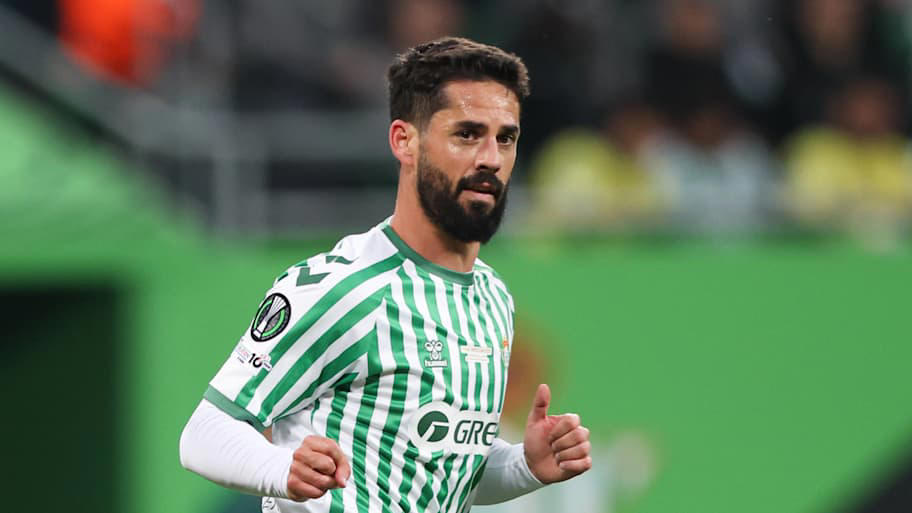 25. Dejan Kulusevski, 24. Alex Baena, 23. Bernardo Silva, 22. Pedro Goncalves, 21. Paulo Dybala, 20. Justin Kluivert, 19. Fermin Lopez, 18. Kevin De Bruyne, 17. Charles De Ketelaere, 16. Phil Foden, 15. Morgan Rogers, 14. Oihan Sancet, 13. Eberechi Eze, 12. Isco, 11. Morgan Gibbs-White, 10. Dominik Szoboszlai, 9. Rayan Cherki, 8. Xavi Simons, 7. Martin Odegaard, 6. Dani Olmo, 5. Bruno Fernandes, 4. Cole Palmer, 3. Florian Wirtz, 2. Jamal Musiala, 1. Jude Bellingham