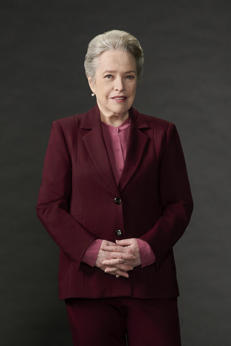 Acting is her 'Matlock' star Kathy Bates and her astounding weight loss, A new figure, a new gig, When illness became a turning point, Scared straight, Taking charge, Breaking point on set, Early days in New York, Her big breaks, Carving her place in theatre, Recognized for her work, A string of blockbusters, Academy Award for Best Actress, The perks of not being a beauty queen, Etching her name into cinema, After the turn of the century, A second wind, Kathy Bates isn't slowing down, Acting is her "life force", Looking ahead, It's not about "willpower", A mindful eating trick that worked