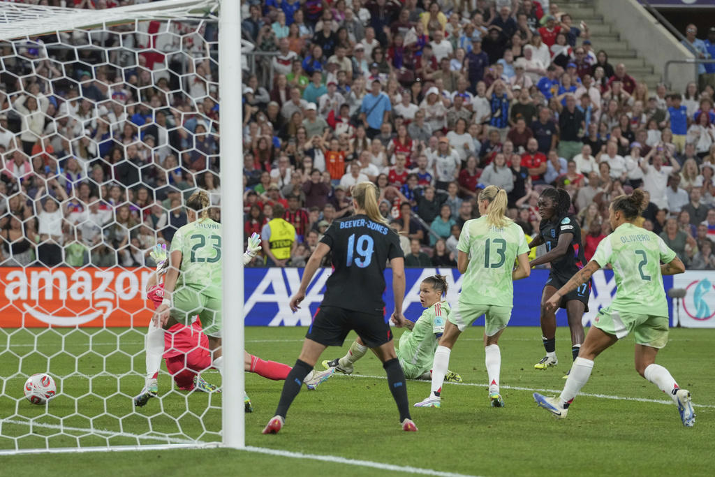 England escapes, England’s wild ride, Supersub Agyemang, Carter’s return