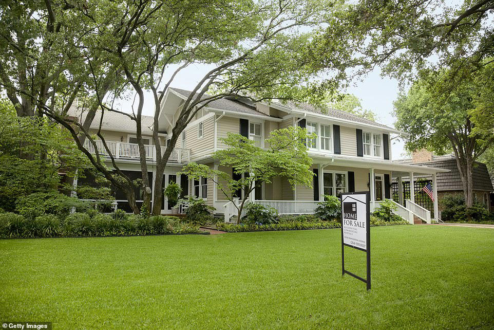 Brokers: Homeowners taking bigger mortgages thanks to banks' looser rules